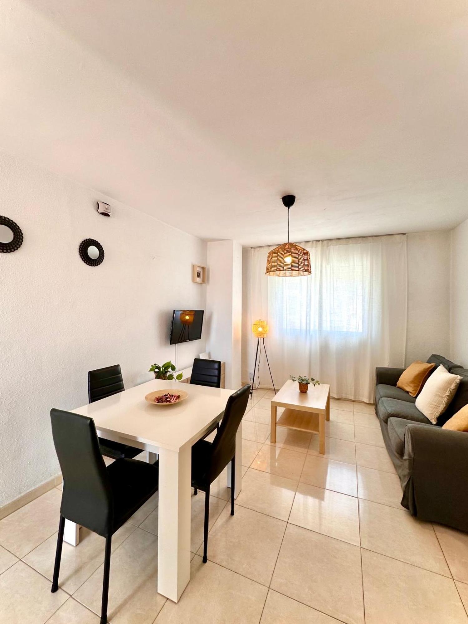 Apartamentos J&K Torremolinos Exterior photo