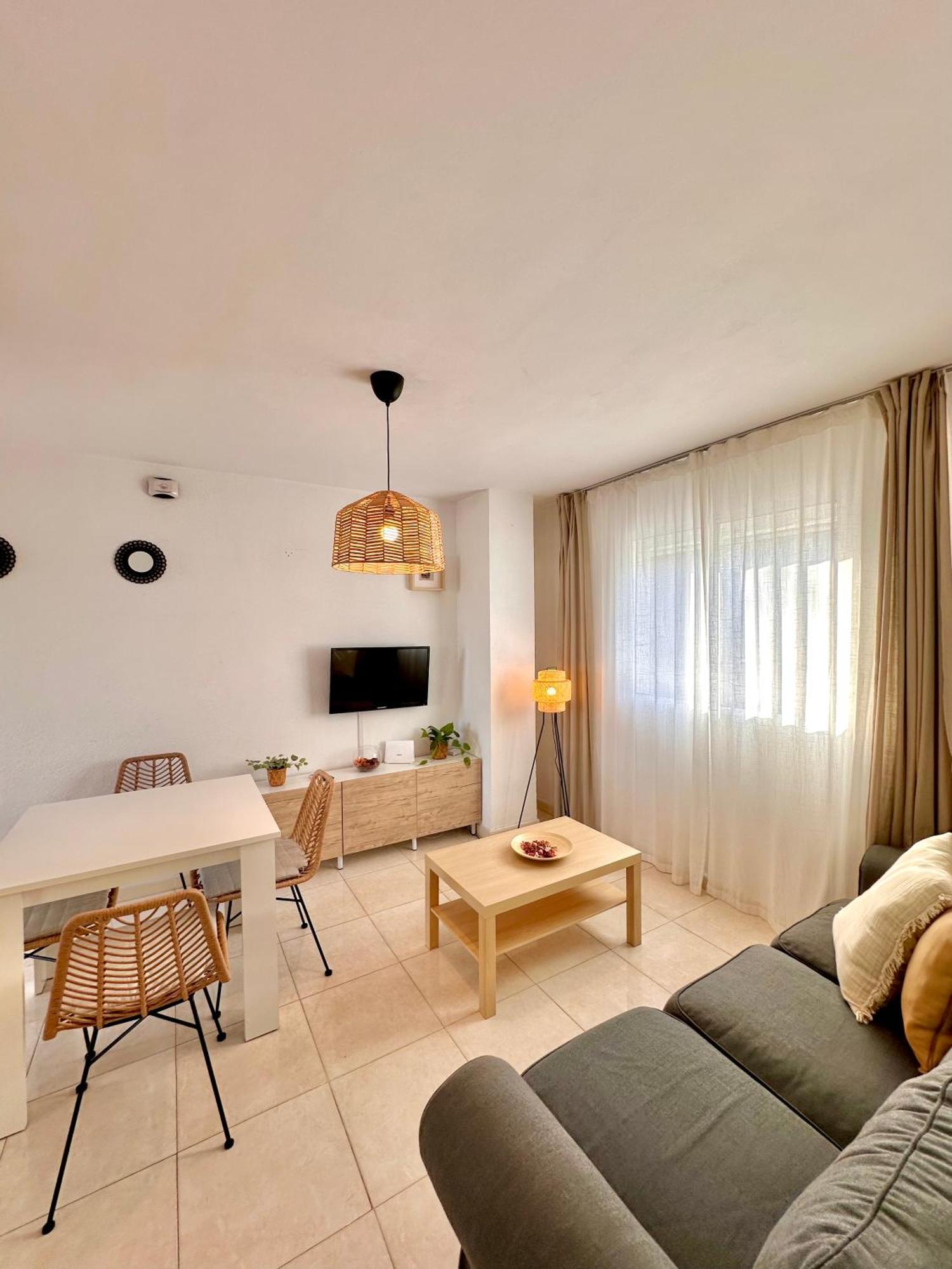Apartamentos J&K Torremolinos Exterior photo