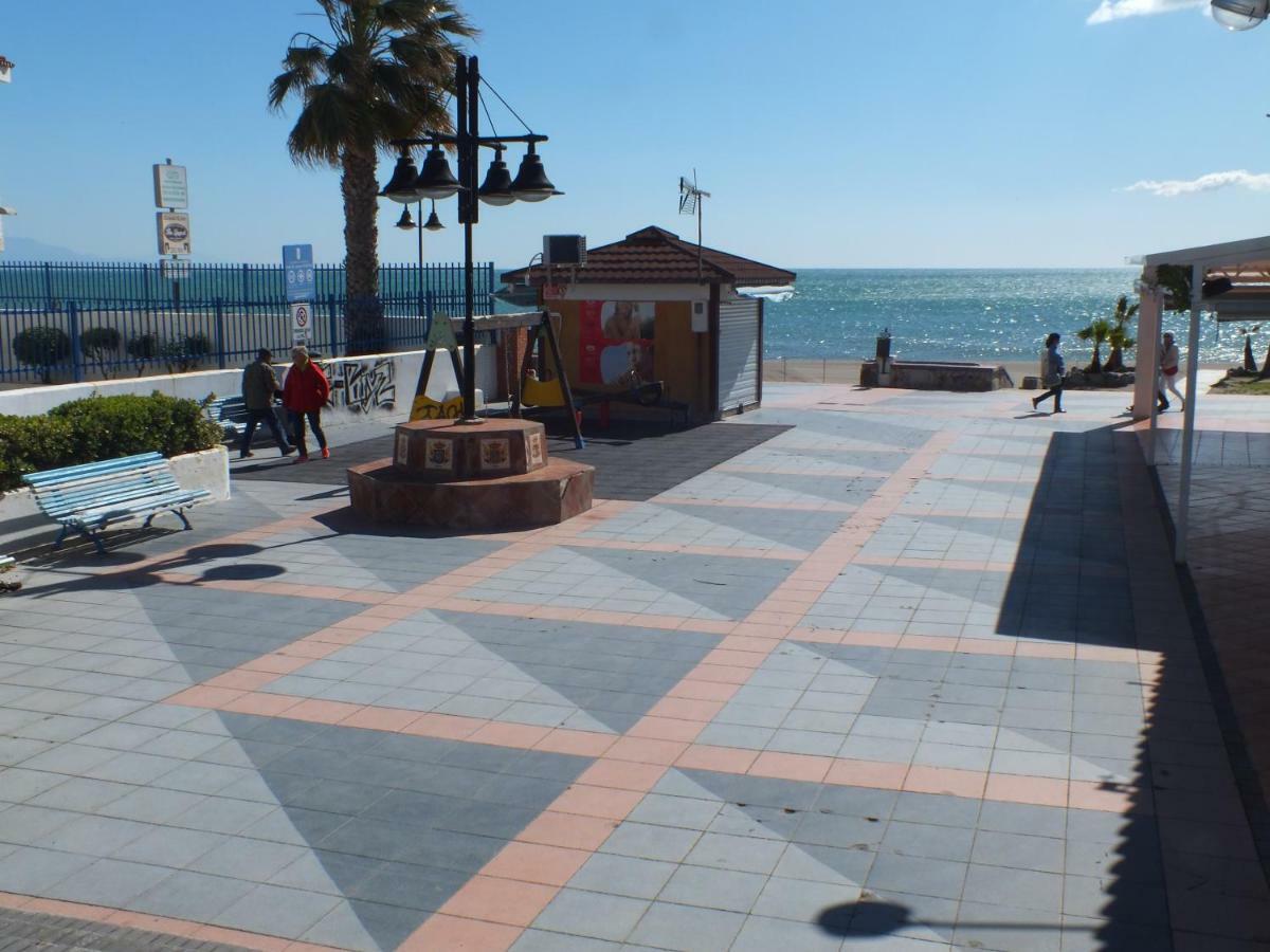Apartamentos J&K Torremolinos Exterior photo
